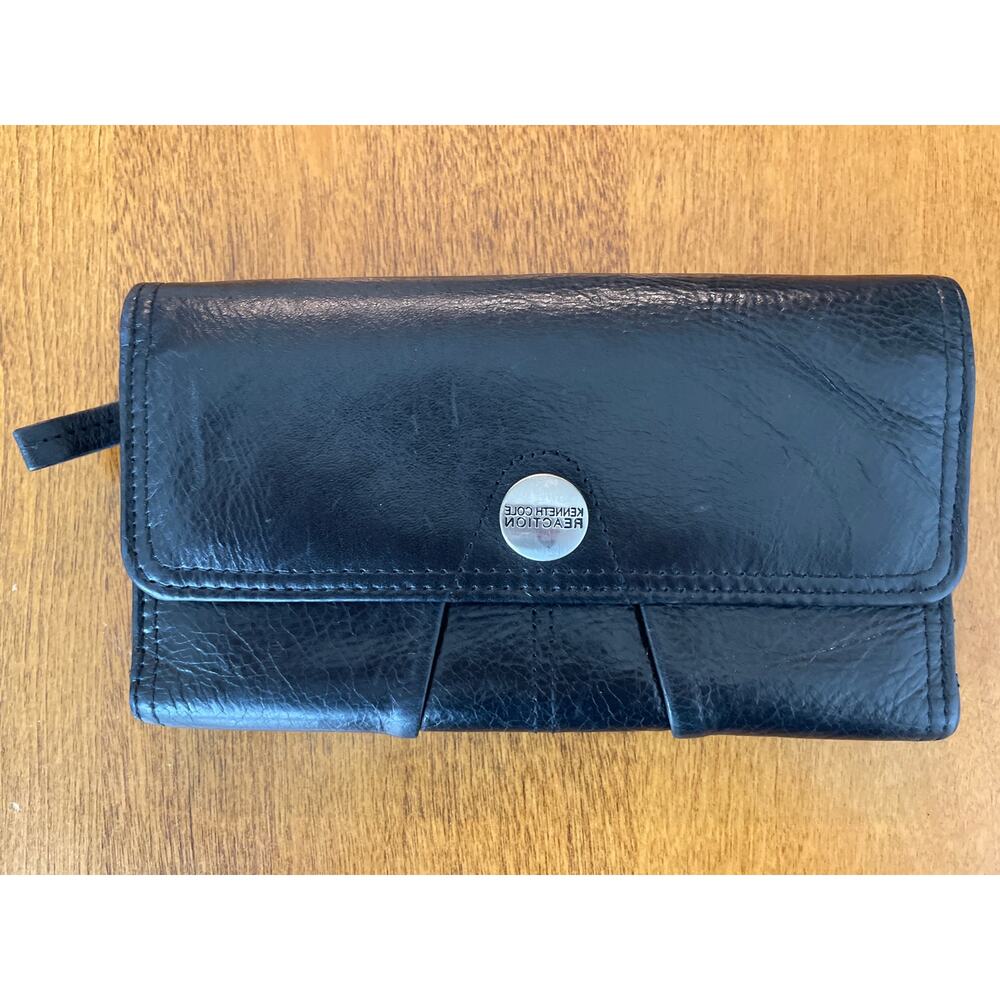 Women’s Kenneth Cole Reaction black leather wallet - Clutch Trifold checkbook